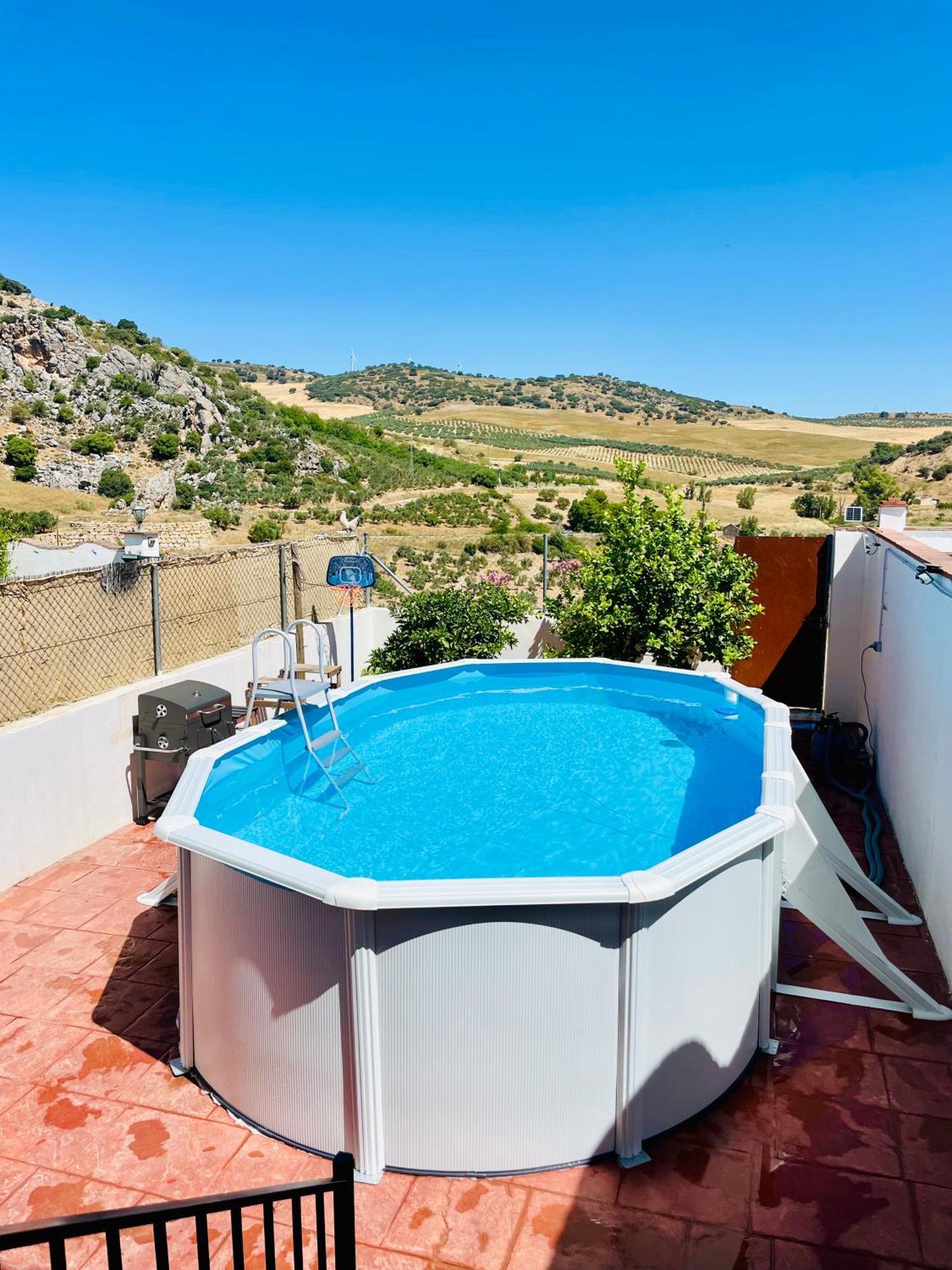 Casita En El Paraiso Cuevas del Becerro ภายนอก รูปภาพ
